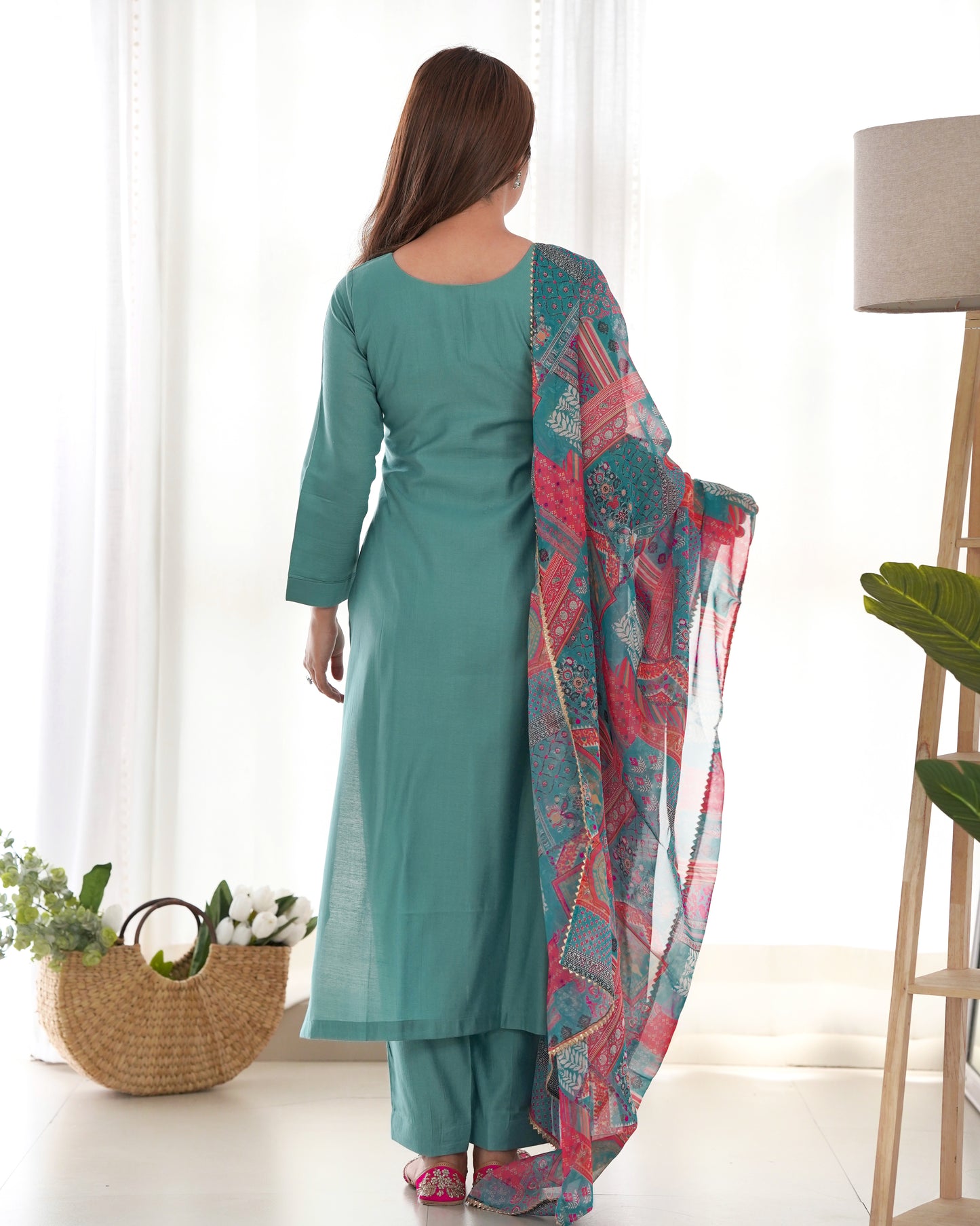 KASTURI VISCOSE STRAIGHT FIT KURTA SET