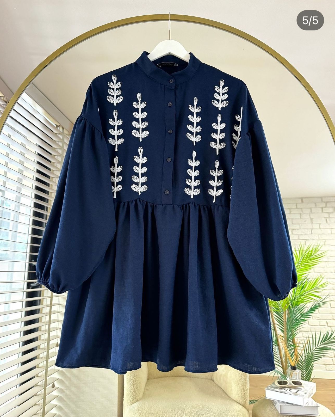 Leaf Embroidered Half Buttoned Cotton Tunic