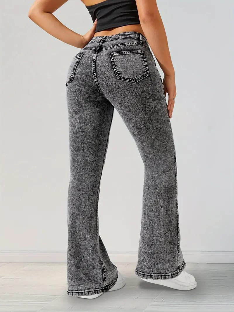 Classic Stretch Bootcut Fit