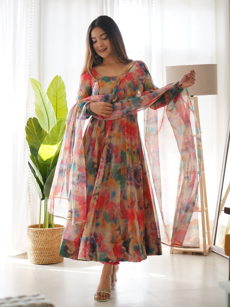 MURUNAL TABBY ORGANJA SILK ANARKALI SET