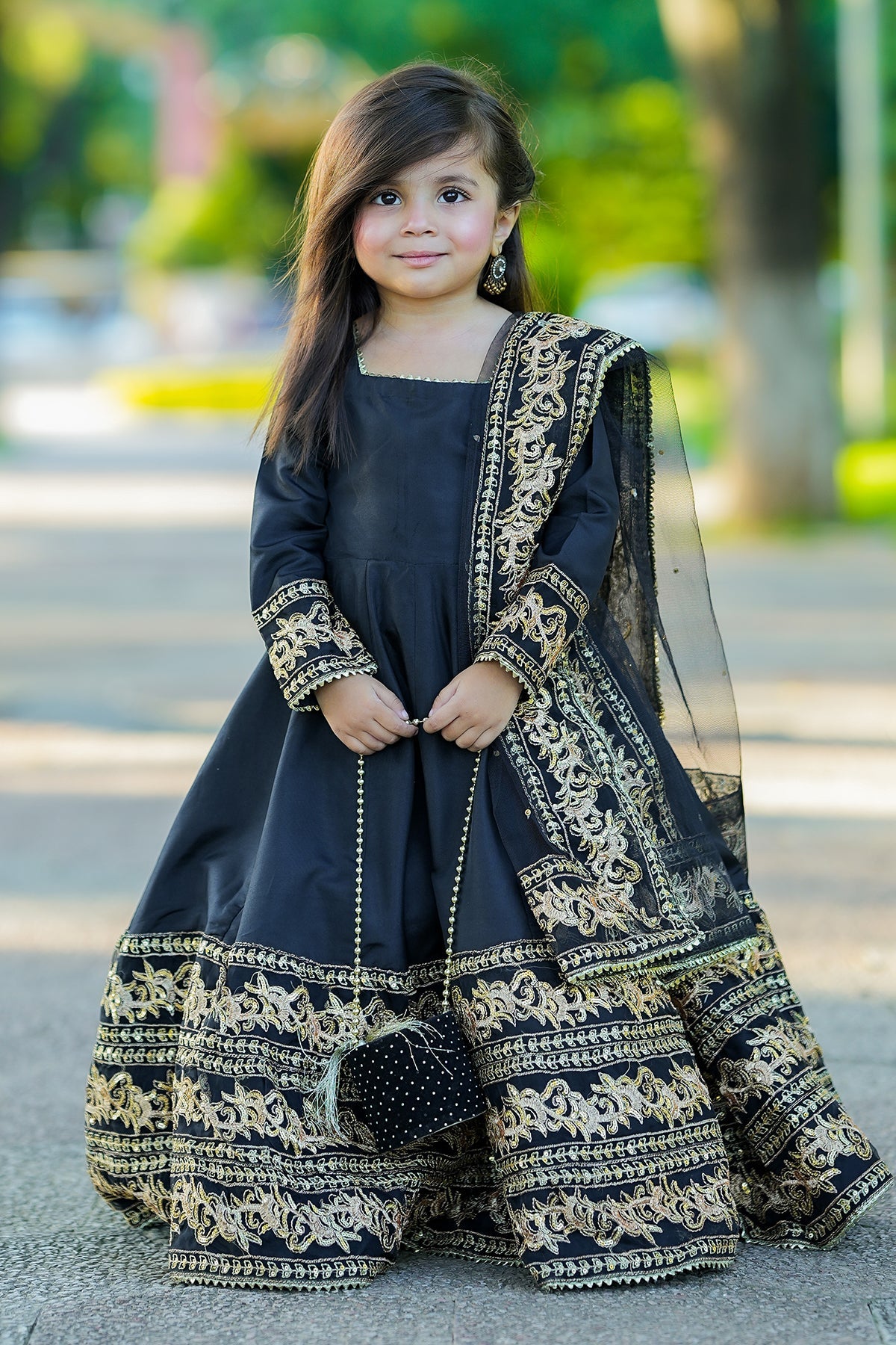 Ziyana Black Gold Grace